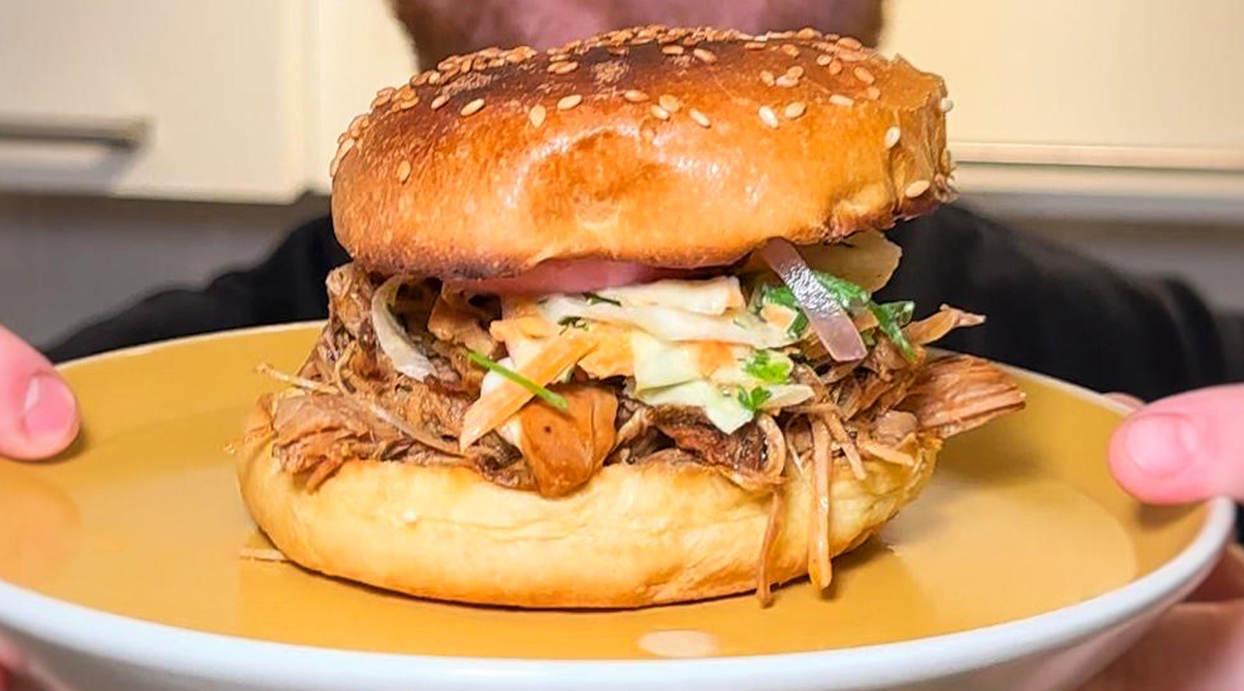 bbq pulled pork bun